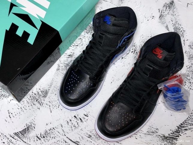 - 653532-002 Air SB Lance Black Jordan 1 Mountain 0817